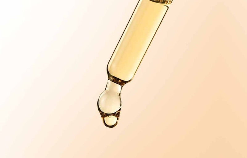 Goutte de sérum vitamine C Skin Diligent à la pipette